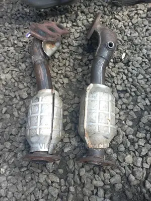 Engine Catalytic Converter Lexus Gs450