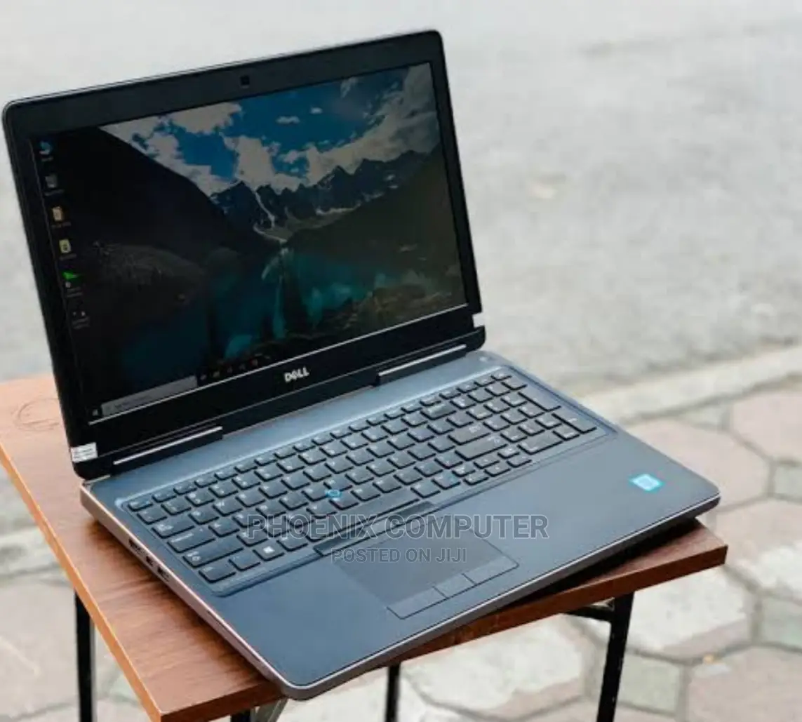 Laptop Dell Precision 7510 12GB Intel Core I7 HDD 1T
