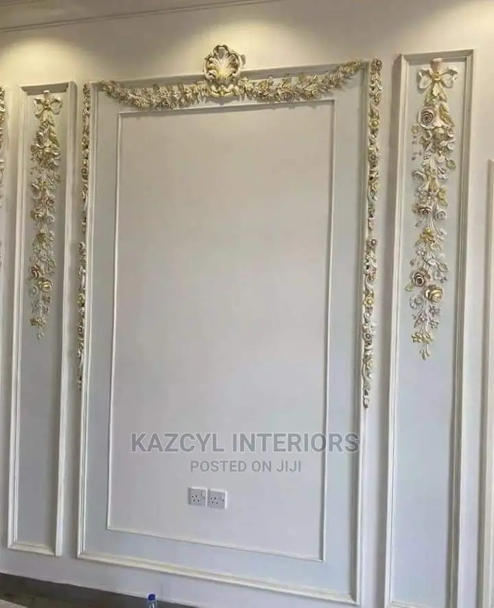 Wainscotting and Fibre Wall Columns