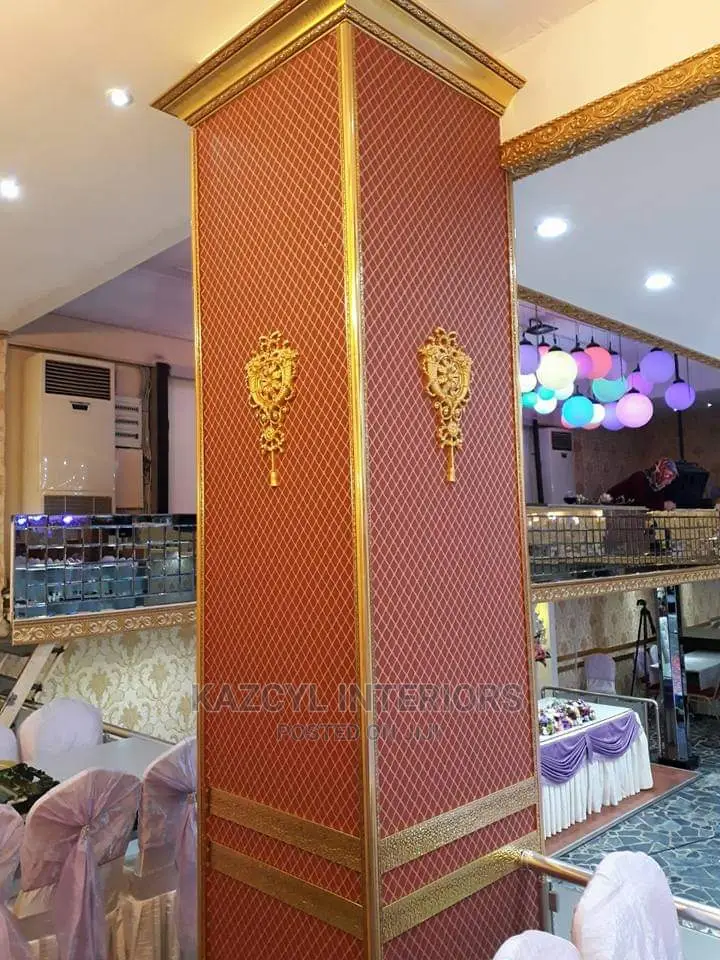 Wainscotting and Fibre Wall Columns