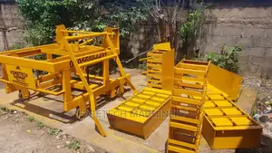 Mobile Concrete Block Moulding Machine (3000 Blocks Daily)