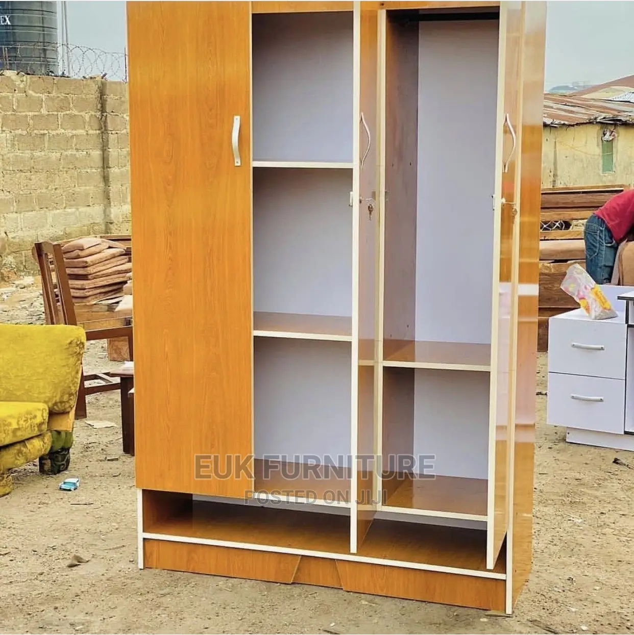 4ft by 6ft Wardrobe
