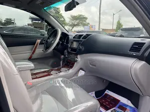 Toyota Highlander Limited 2012 Black