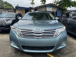 Toyota Venza 2010 Green