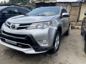 Toyota RAV4 2014 Silver