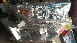 I Set Headlamp Highlander 2012