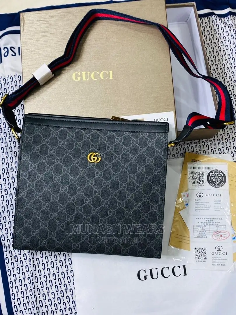Louis Vuitton Crossbag