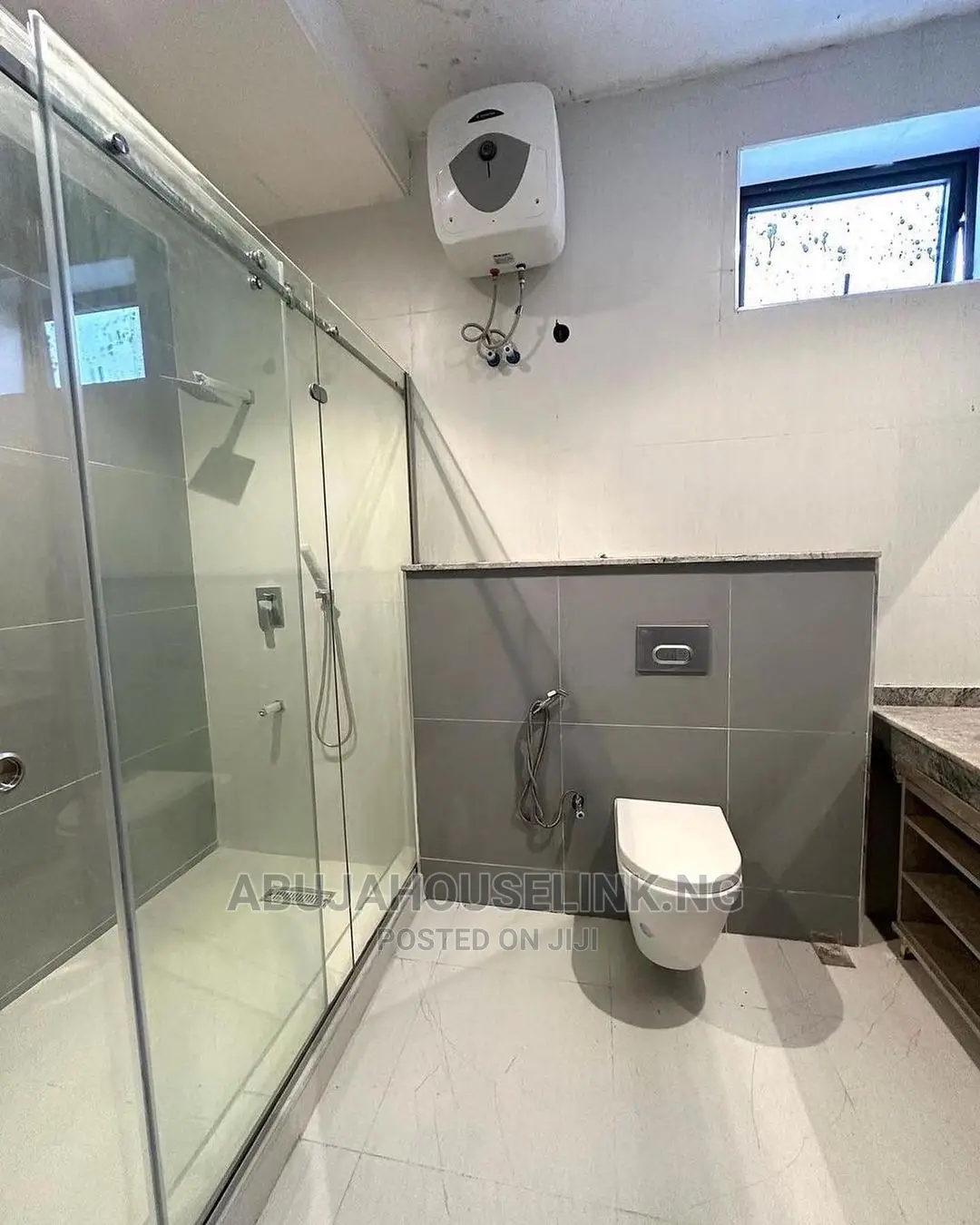 5bdrm Duplex in Guzape Abuja for Sale