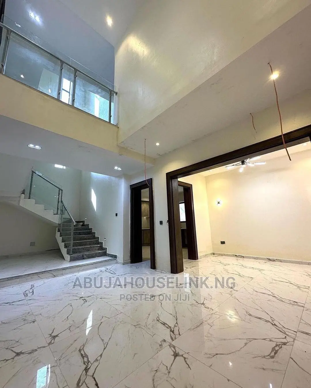 5bdrm Duplex in Guzape Abuja for Sale