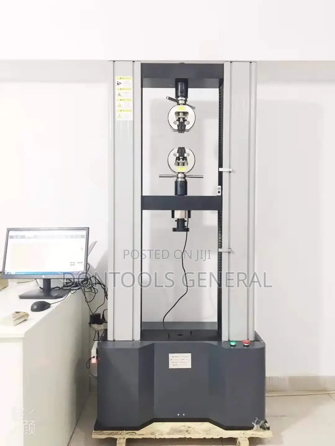 Universal Testing Machine UTM
