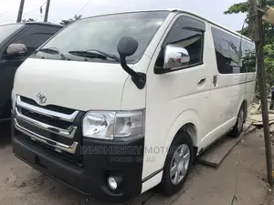 Toyota HiAce 2012 White