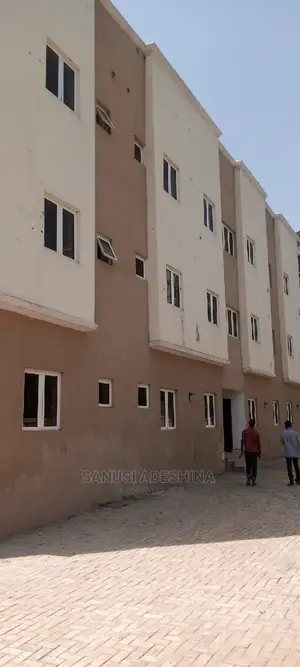 2bdrm Block of Flats in Jahi By Peace for sale