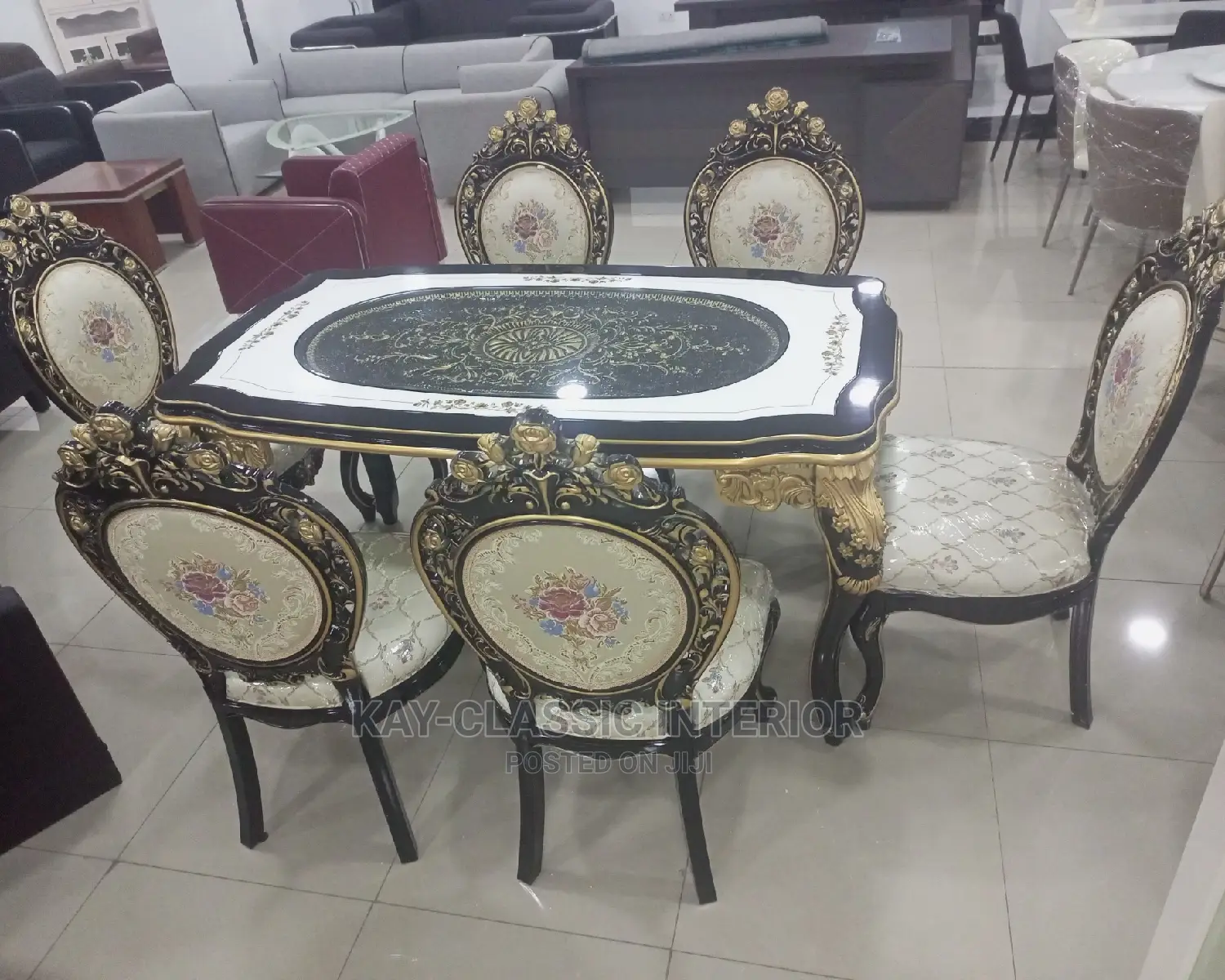 Mini Royal Dining Table 6 Setters