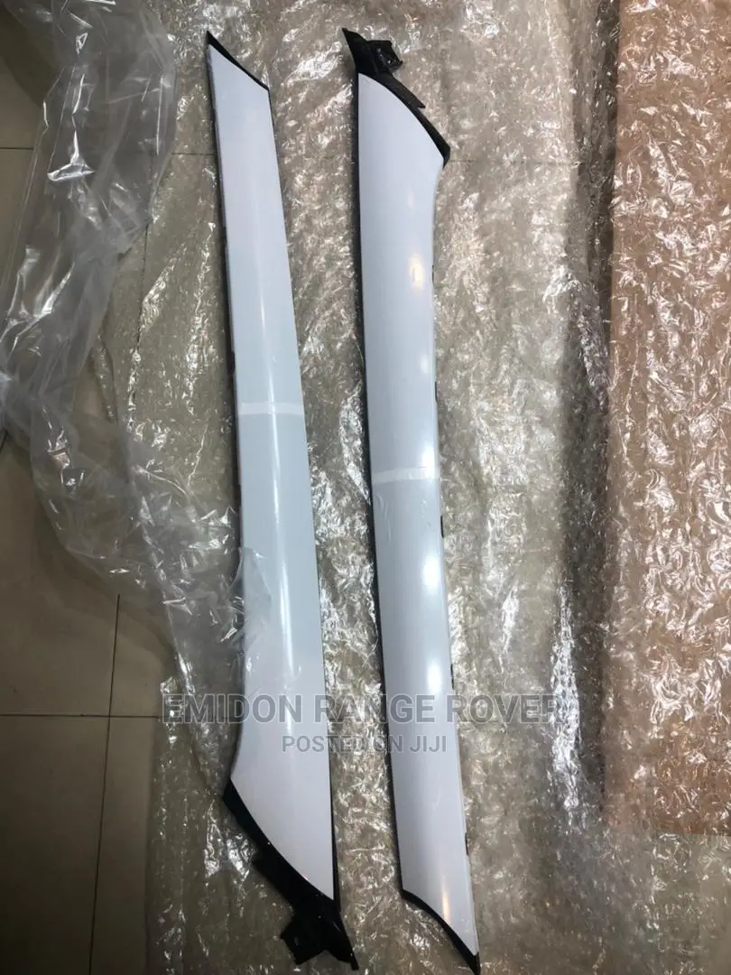 RANGE ROVER Evoque Windscreen Crom