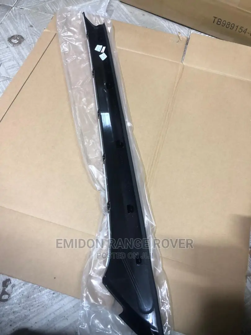 RANGE ROVER Evoque Windscreen Crom