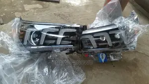 Toyota Hillux 2018 Upgrade Headlamps