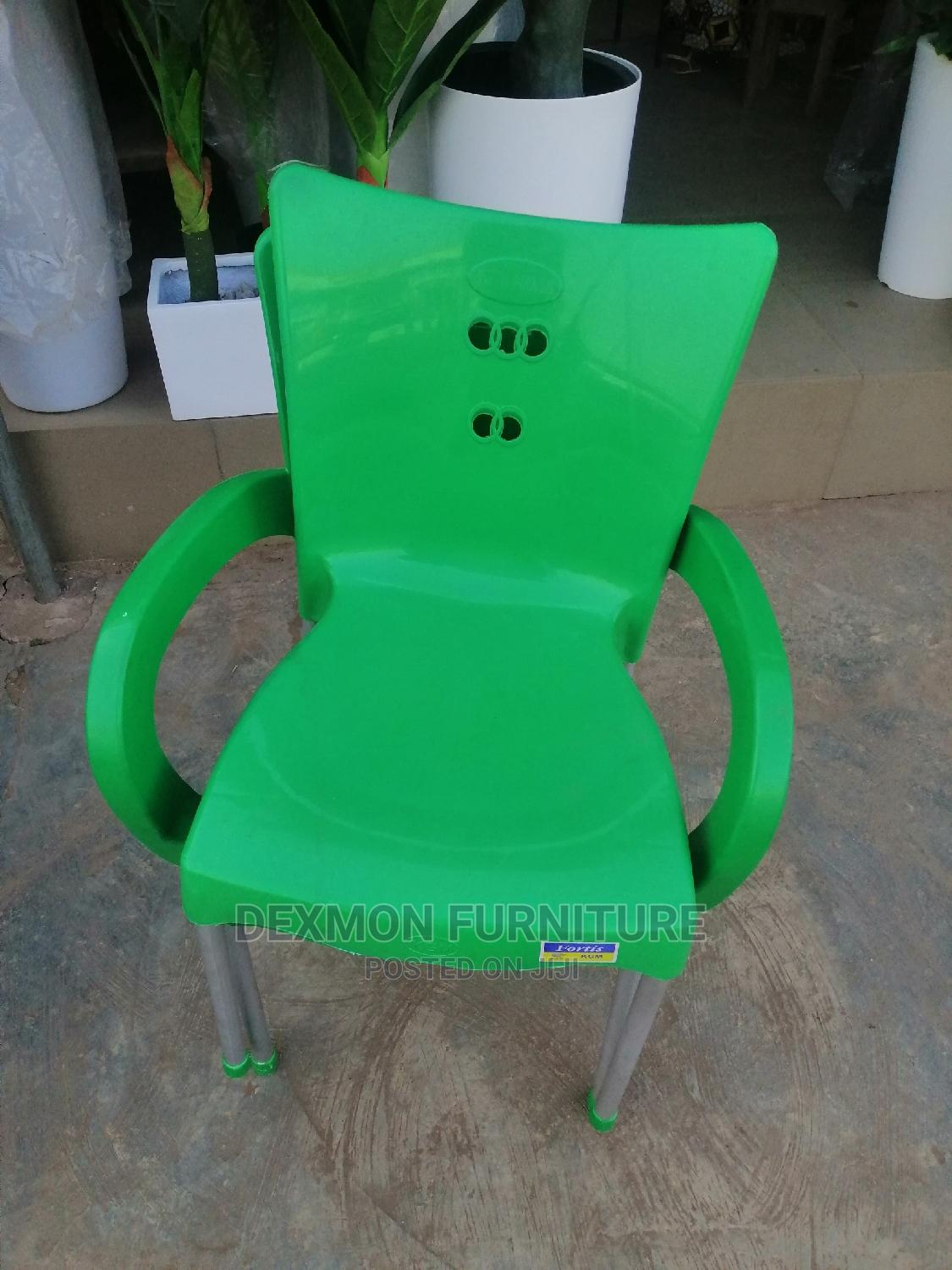 Iron Leg Plastic Chair