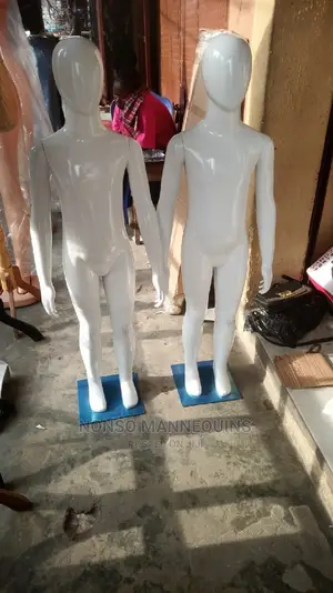 Age 5 To 8 Years Glossy White Mannequin