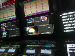Autocue/Teleprompter on Big Screen Service