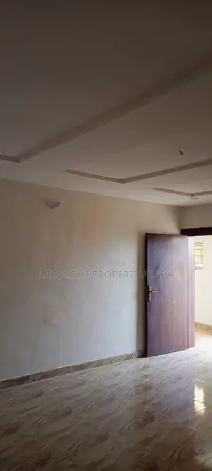 2bdrm Block of Flats in L.T.B Lights, Oshimili North for rent