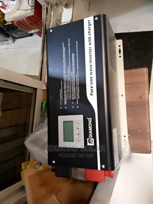 2.5kva 24v Diamond Solar Inverter One Year Warranty