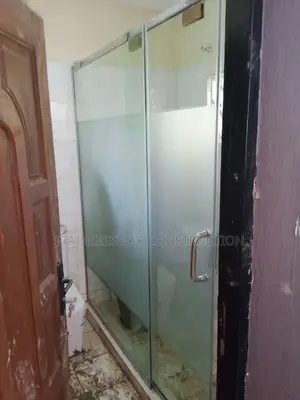 Shower Cubicle Enclosure With 10mm Glass