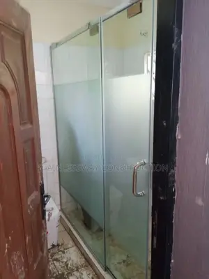 Shower Cubicle Enclosure With 10mm Glass