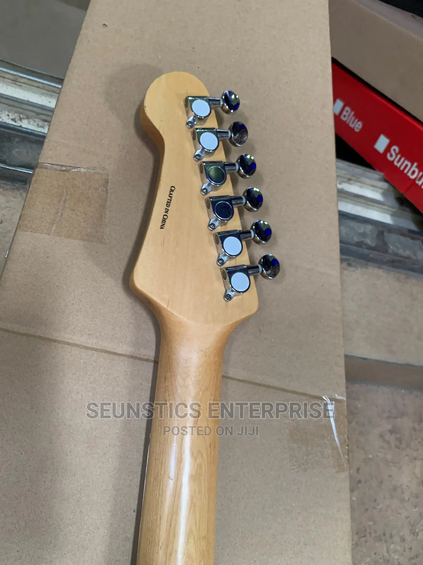 Quality Volcan Lead Guitar