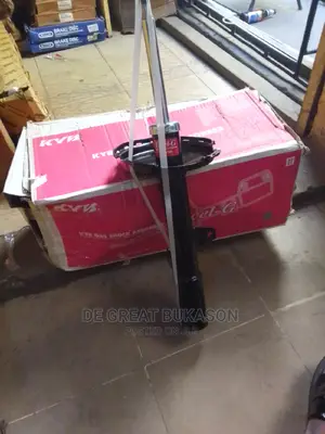 Back Shocks Absorber KYB Highlander 2005