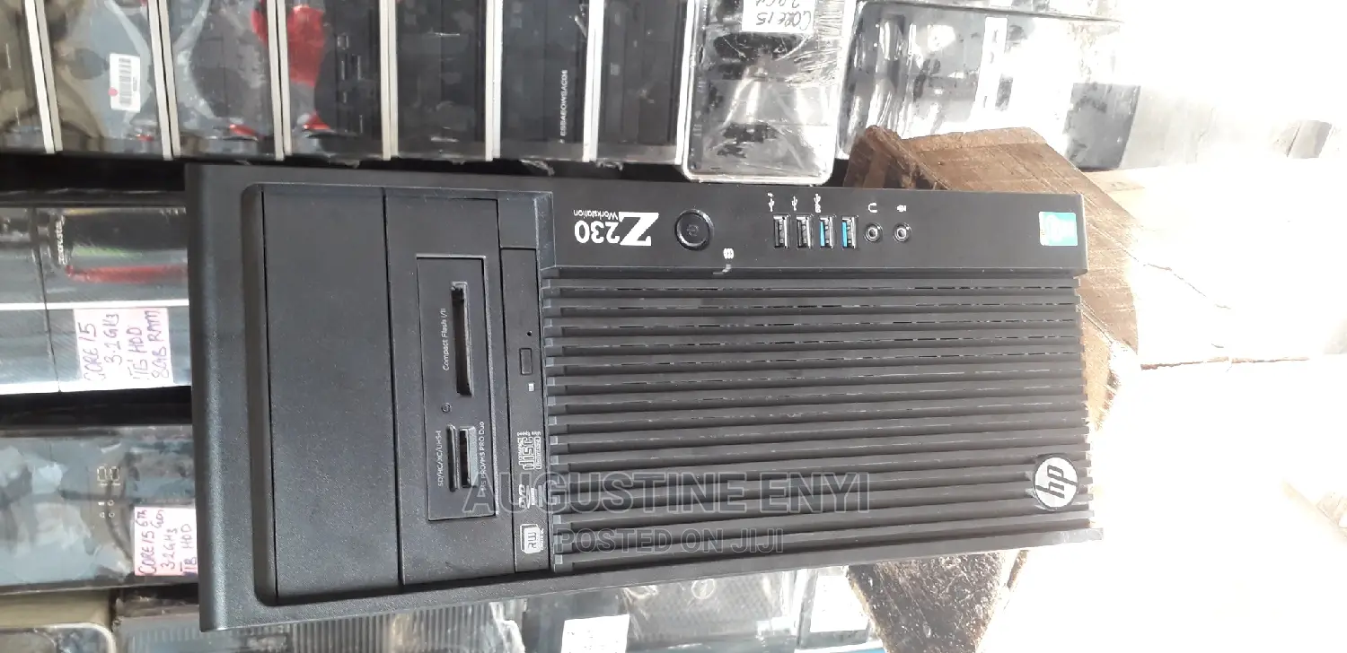 Desktop Computer HP EliteOne 800 G3 32GB Intel Xeon HDD 1T