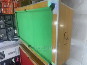 Topnotch Snooker/ Pool Table