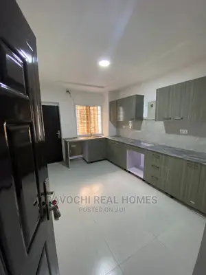 2bdrm Apartment in Orchid Road, Lekki for rent