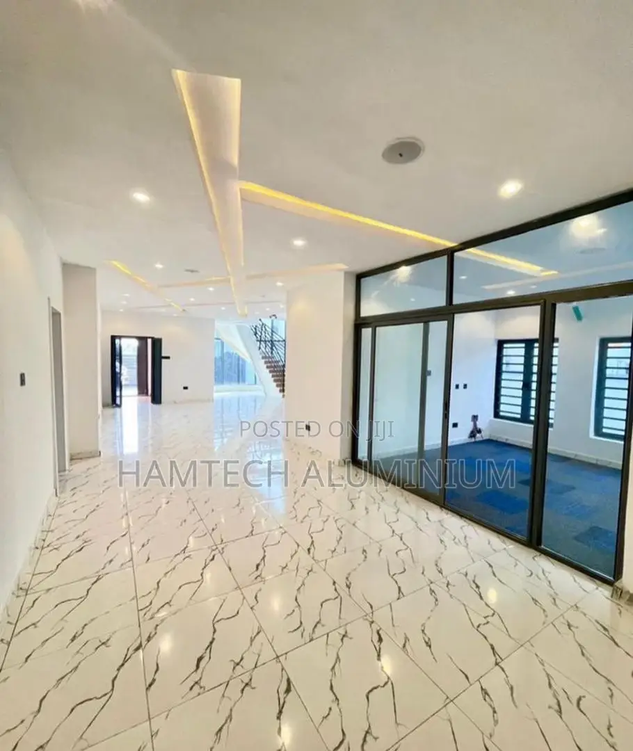 Solid Aluminium Partition