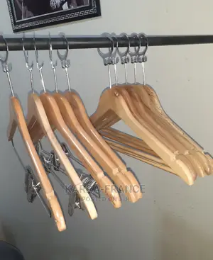 Wooden Antitheft Hangers