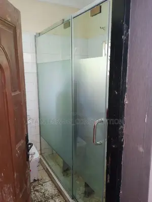 Shower Cubicle  at Jahi