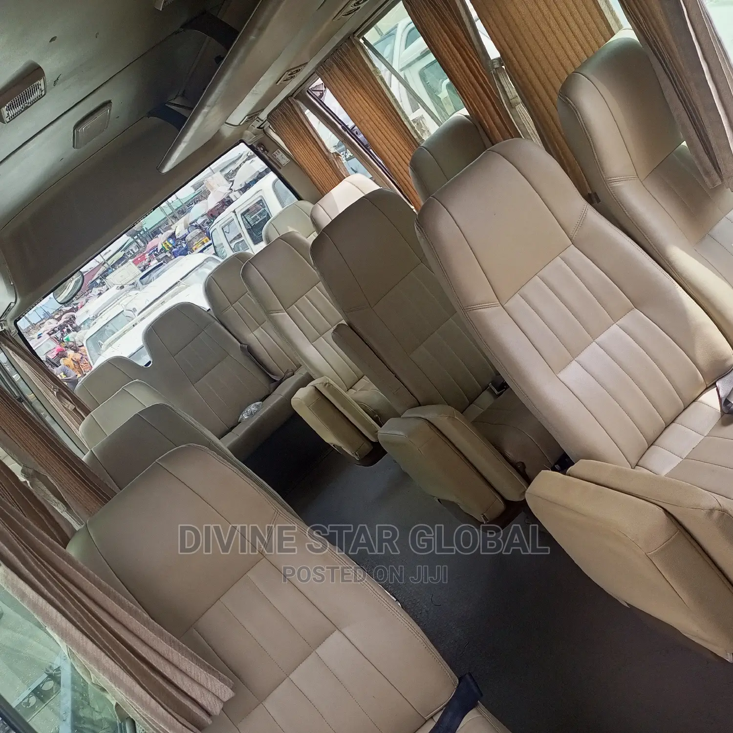 Toyota Coaster 2012 Gold