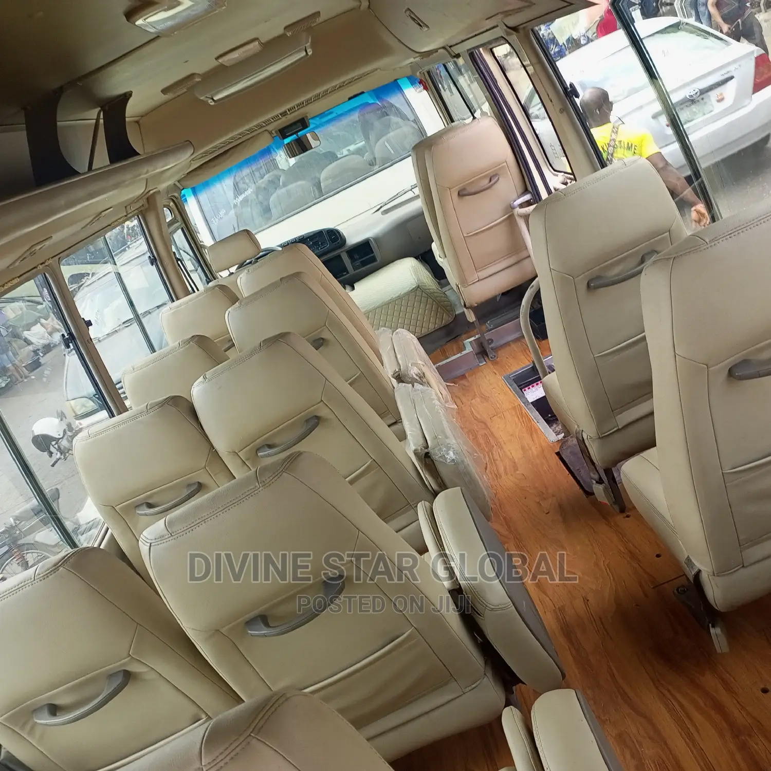 Toyota Coaster 2010 Gold