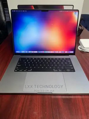 Laptop Apple MacBook Pro 2021 M1 32GB Apple M1 SSD 1T