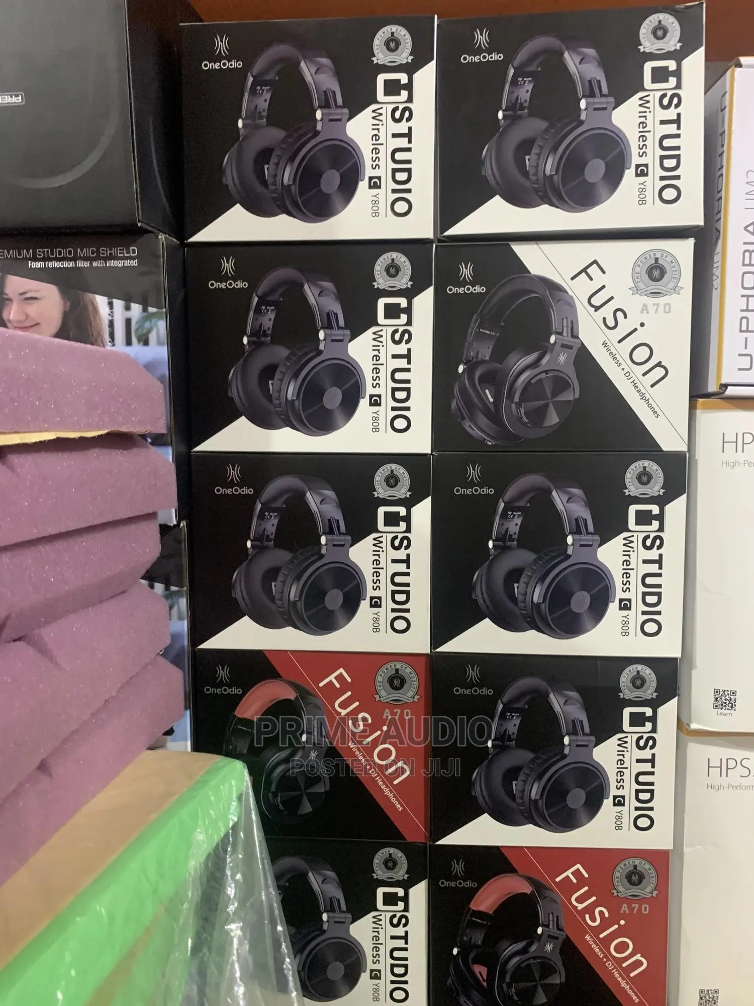 One Odio Studio Headphones for Studio Recording DJ