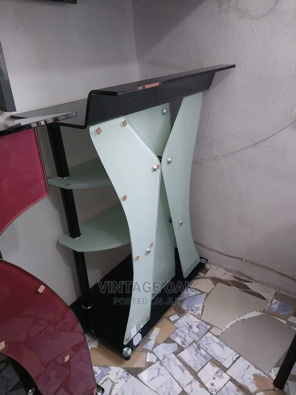 Higher Grade Foreign Pulpit.