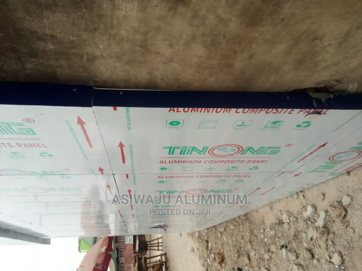 Aluko Board.Wall Cliding