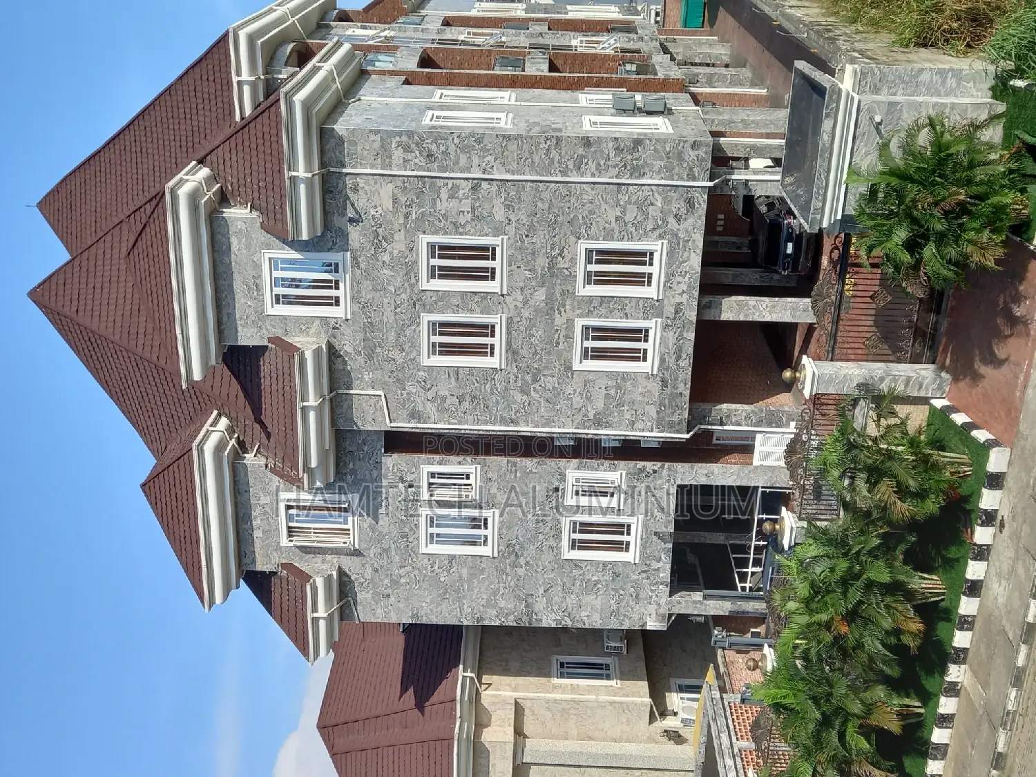 Step Tiles Ruffing and Casement Window