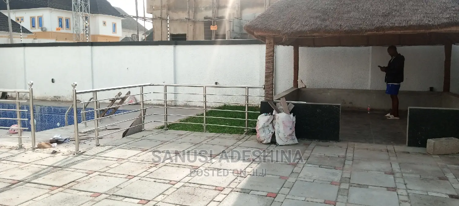 5bdrm Maisonette in Efab Metropolitan, Gwarinpa for Sale