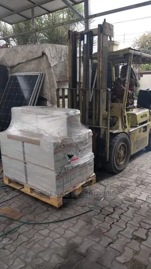 Kombat 12v 200ah C20 Solar Inverter Telecom Battery
