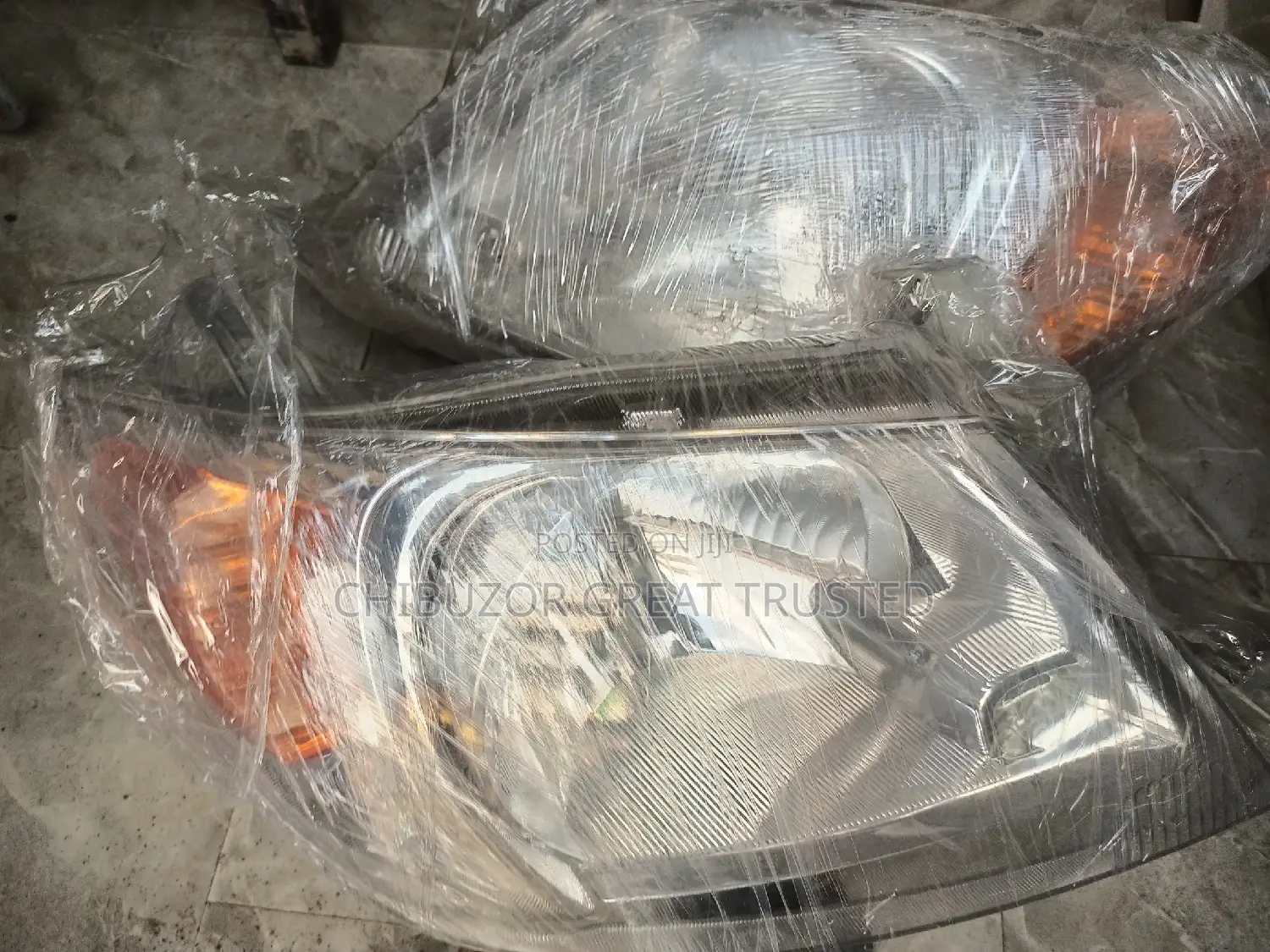 Set Headlamp Hilux 2007