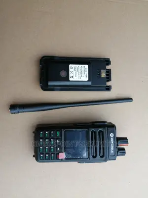 Cp-1600 Dual Band Motorola Walkie Talkie