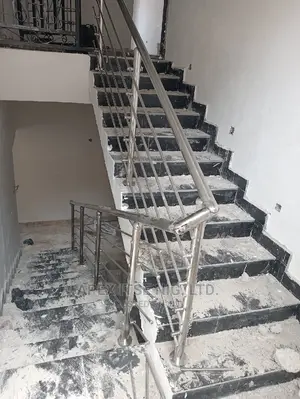 Handrails Lokogoma