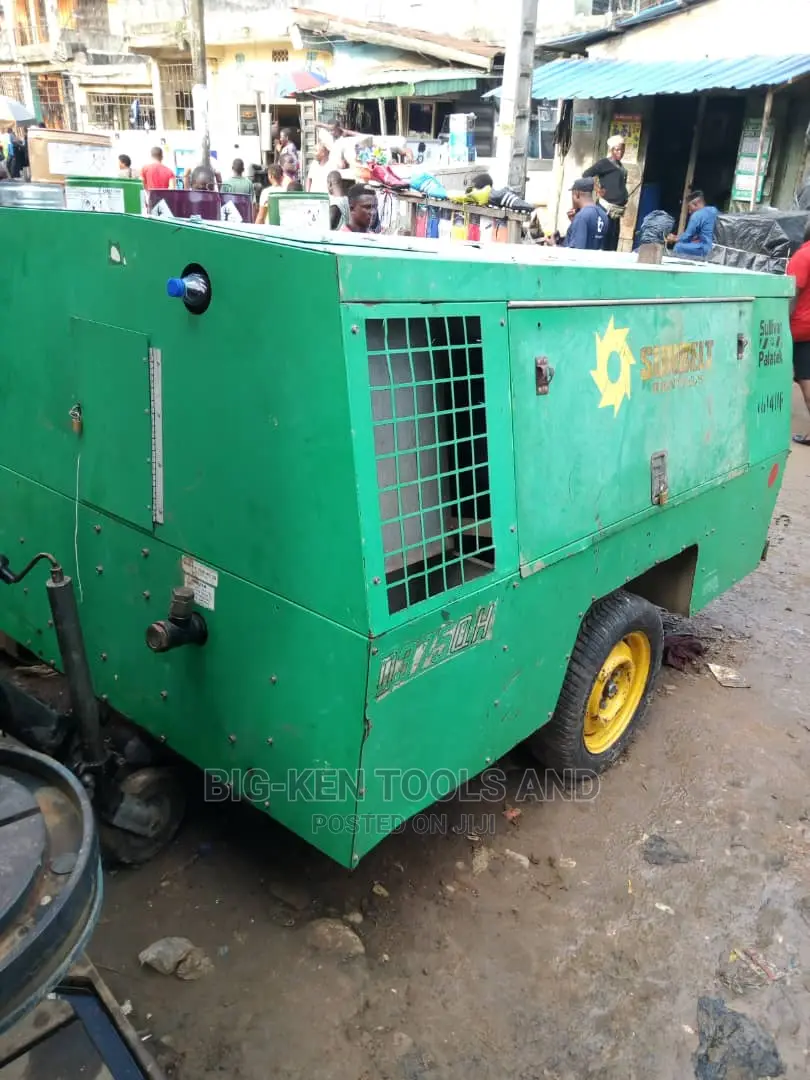 Mobile Air Compressor 4cylinder