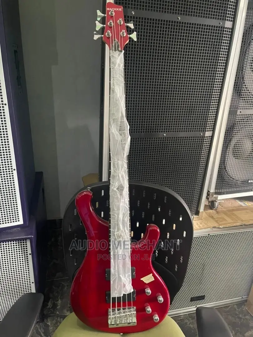 Mackie Active Bass Guitar