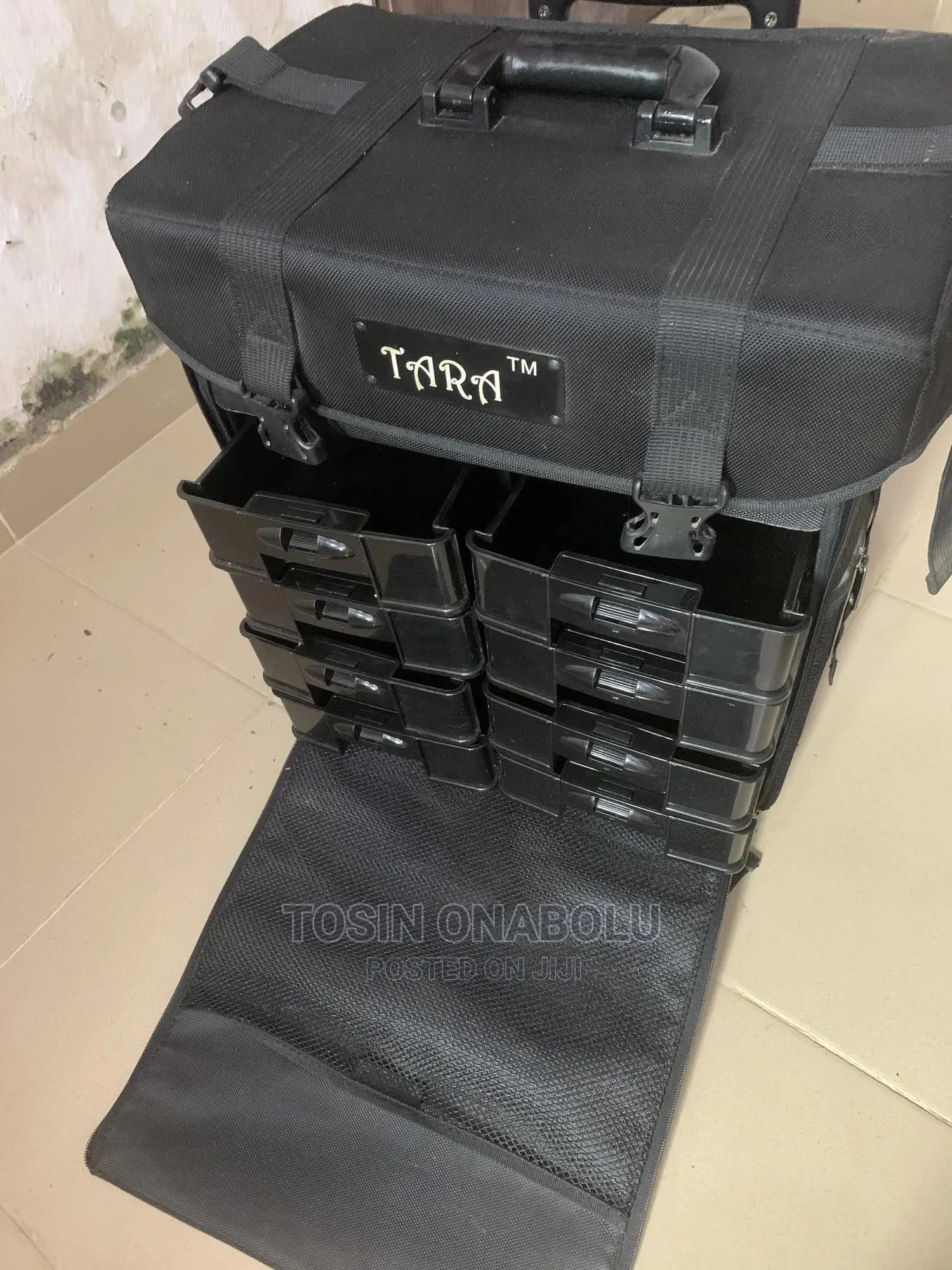 Make Up Box
